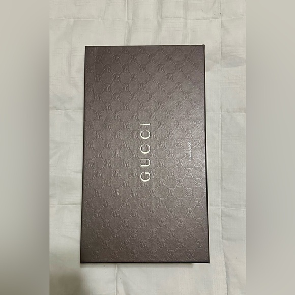 Men’s Gucci Horsebit Loafers in platinum metallic leather - Picture 9 of 9